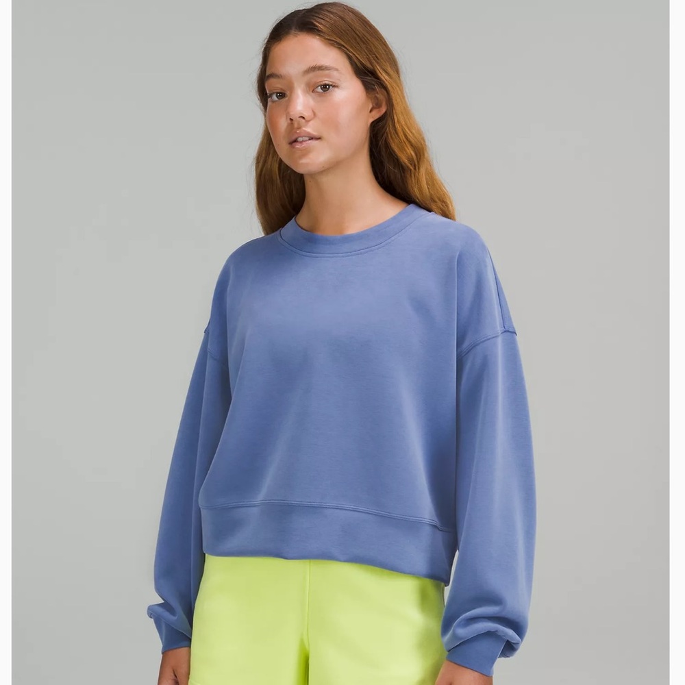 Lululemon Perfectly Oversized Cropped Crew *Softstreme